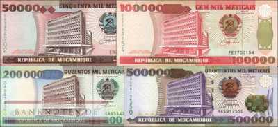 Mozambique: 50.000 - 500.000 Meticais (4 Banknoten)
